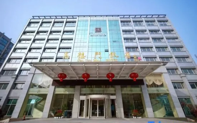 Gaoloumen Hotel – Exterior – Nanjing