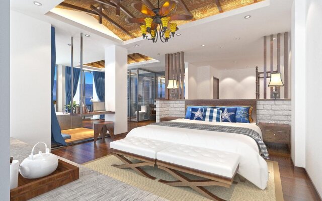 Dali Irvine Boutique Hotel