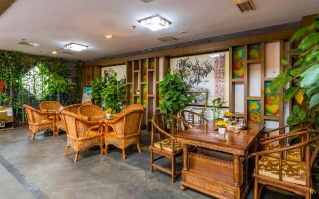 Super 8 by Wyndham Beijing Liangxiang Gongchen North St