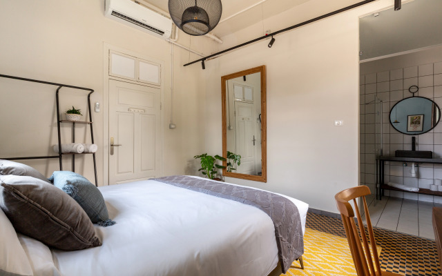 THE GUTMAN TLV - Neve Tzedek