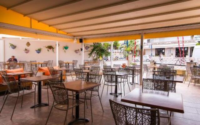 Calypso Hotel