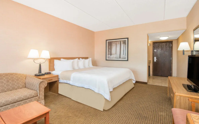 Days Inn Duluth Lakewalk