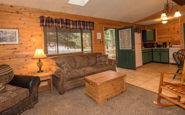 Whispering Pine Cabins