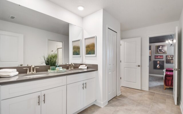 Storey Lake 10br Lakeview Home Pool/spa Game Room