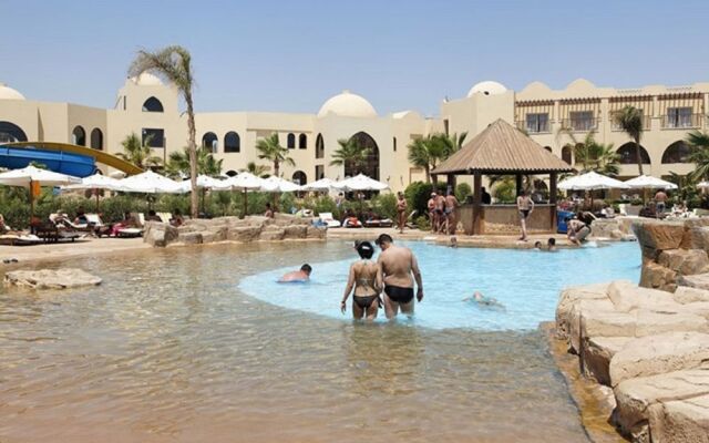 Palmyra Amar El Zaman Aqua Park