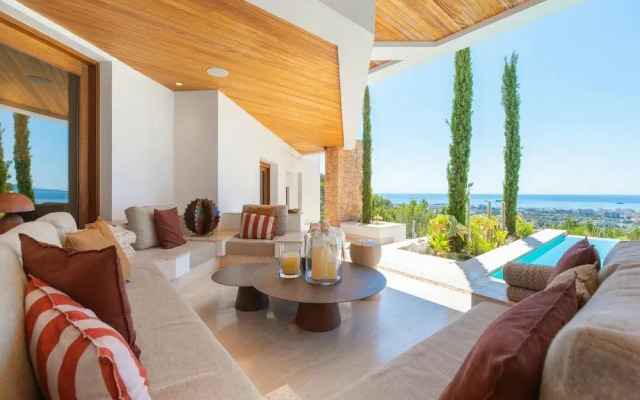 Appealing Villa Near Ibiza Town