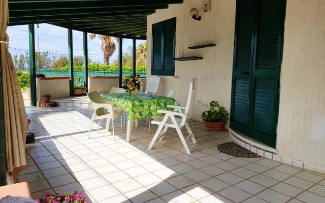 3 bedrooms house with furnished terrace at Mazara del Vallo 4 km away from the beach