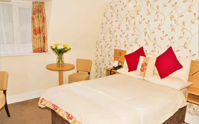 The Kingston Theatre Hotel