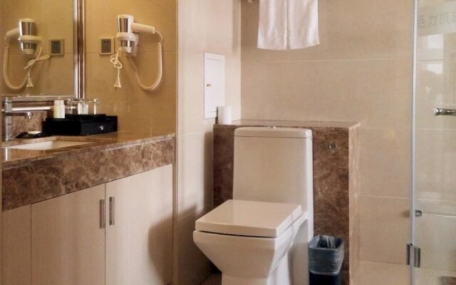 Big Port Holiday Inn