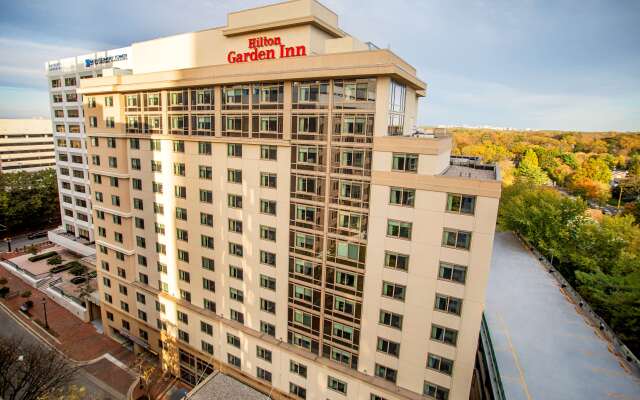 Hilton Garden Inn Bethesda Downtown