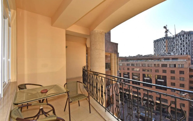 Northern Avenue, 2 bedrooms Luxury apartment HH882