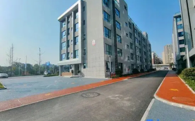 Suining Yaoanyi Hotel (Anju District Administrative Approval Bureau)