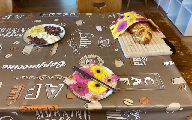 Chrona Bed & Breakfast