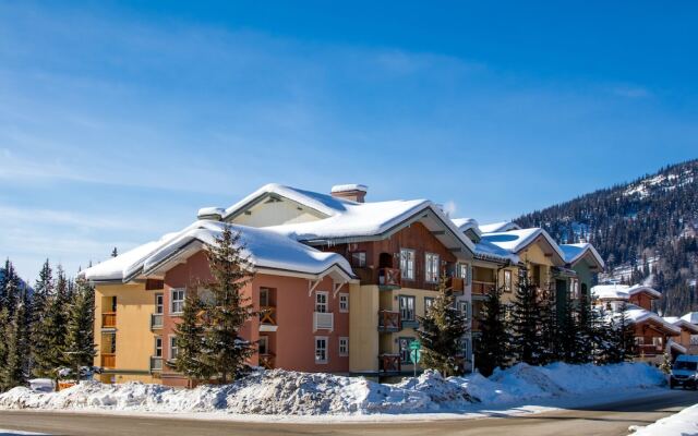 Fireside Lodge by Bear Country