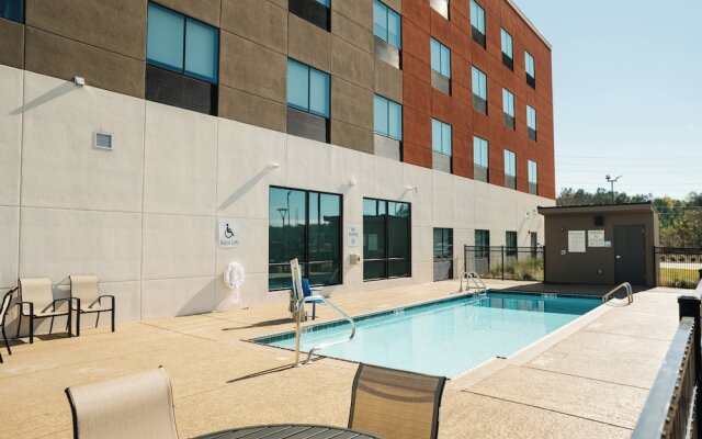 Holiday Inn Express & Suites McCalla - Birmingham West, an IHG Hotel