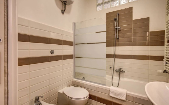 Ml Apartment - Ardesia Terrace Colosseo - 2bdr
