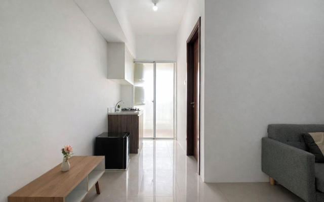Simple Look 1Br Apartment At Vittoria Residence