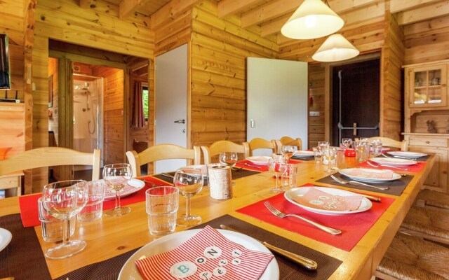 Spacious Holiday Home in Vresse-sur-Semois with Garden