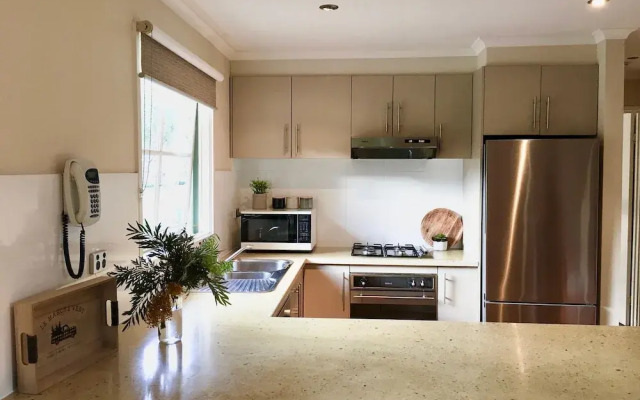 Winbi River Resort Holiday Rentals