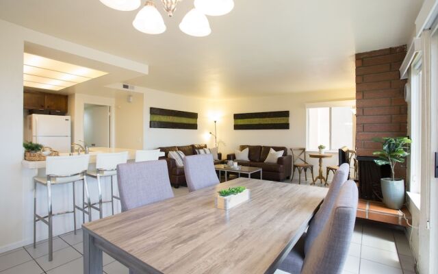 404 E. Oceanfront (68449)