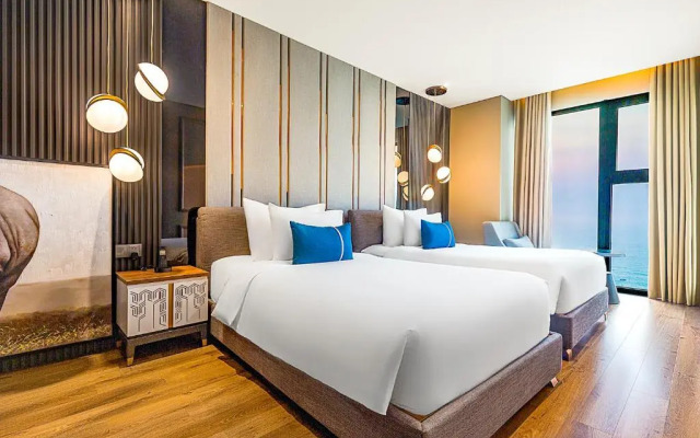 Peninsula Hotel Danang