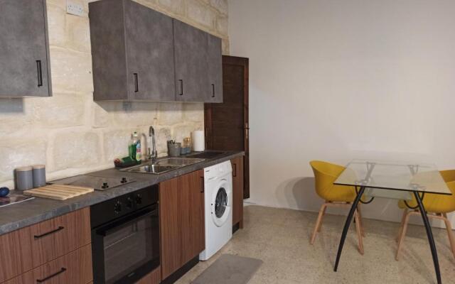Beautiful Studio Apartment in Qormi, Malta