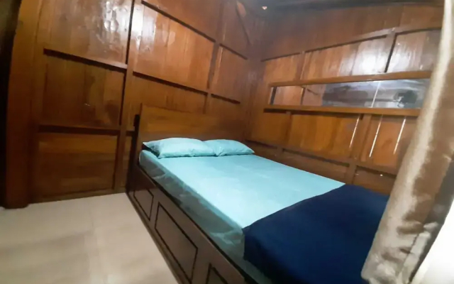 Capital O 94246 Rose 50 Homestay