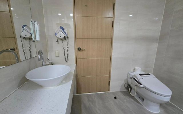 Narsha Hotel