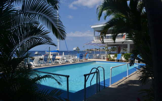 Anchorage Hotel & Dive Center
