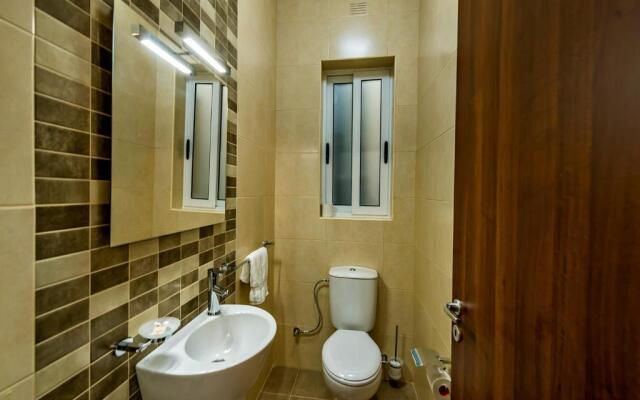 Hillock Residence Apartments