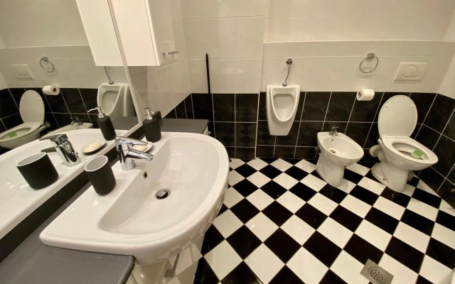 Primavera Apartments