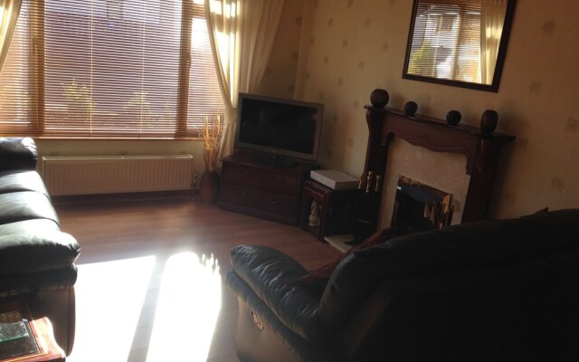 F1 LET Home