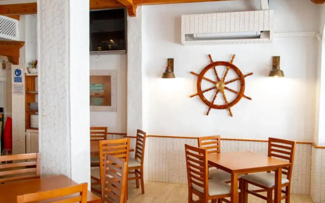 Hotel Almadraba