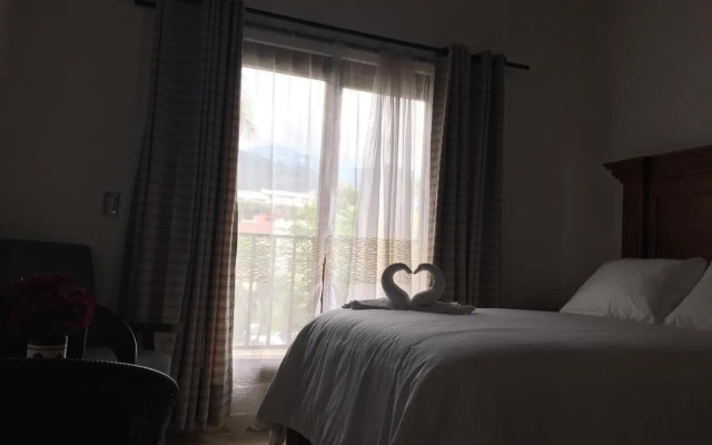 Hotel Concierge Flor y Canto