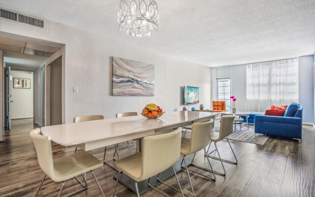 Amazing Condo 3 min to the Beach