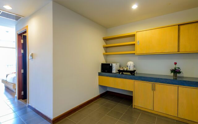 The Three by APK Hotel