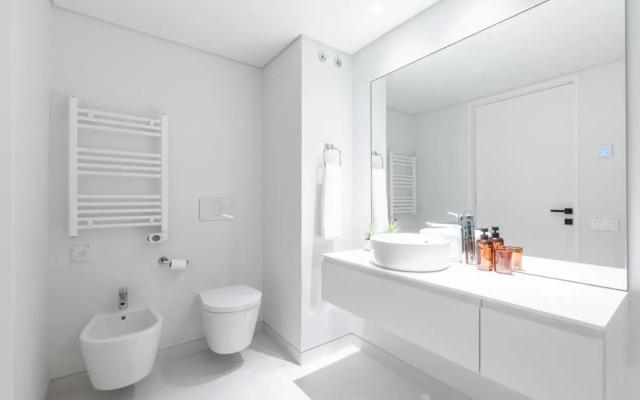 Mirabilis Apartments - LX Living