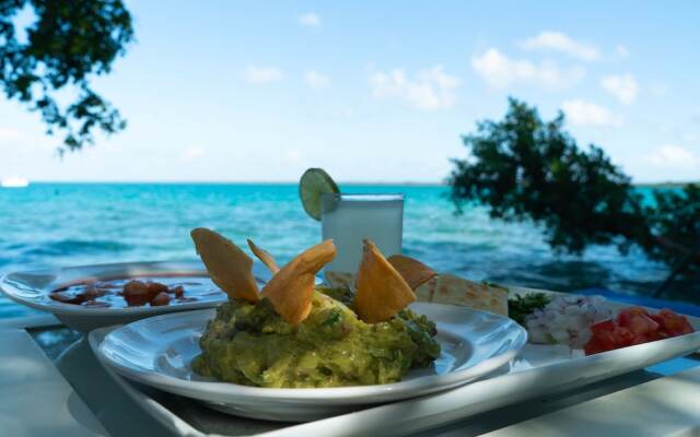 XO Hotel Bacalar - Frente Laguna