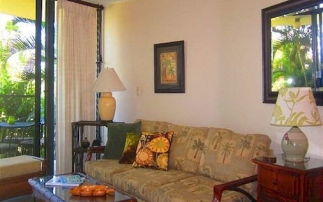 Waiohuli Beach Hale Ocean View Condos with Parking