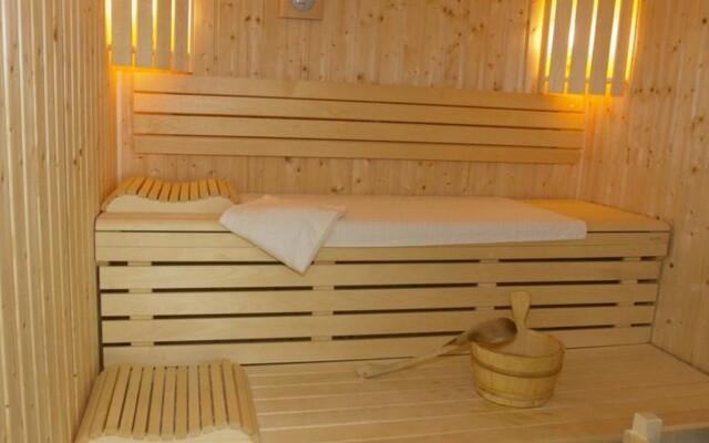 Adonis Grandcamp - Les Isles de Sola