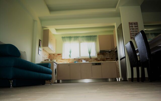 Anelia Boutique Studios & Apartments