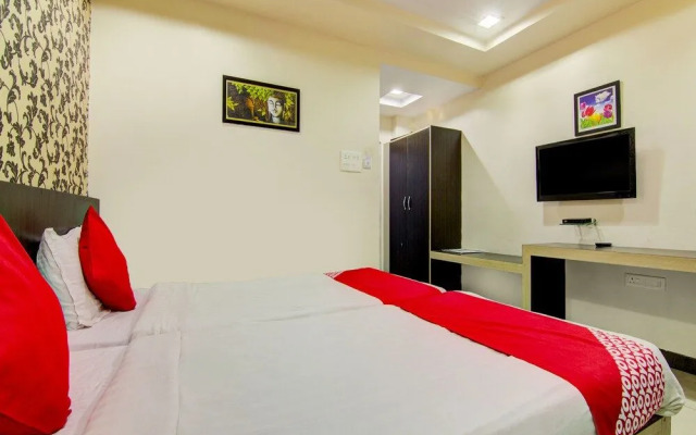 OYO 13584 Hotel Ruchi