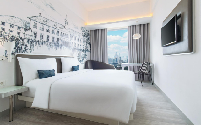YELLO Hotel Harmoni Jakarta