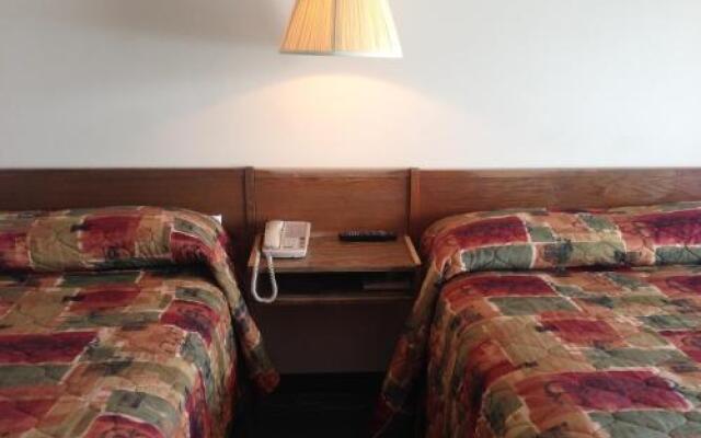 High River Motor Motel