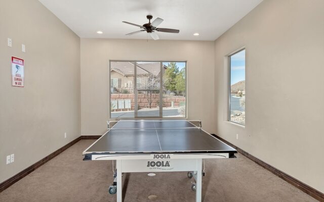 The Escape 4 Bedroom Apts