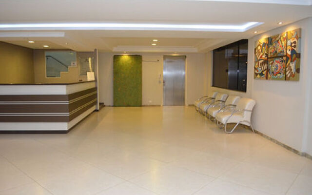 Hotel Real