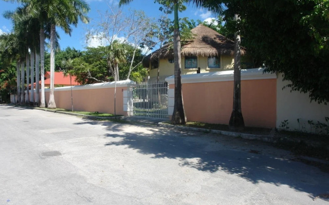 Residencia Los Encantos