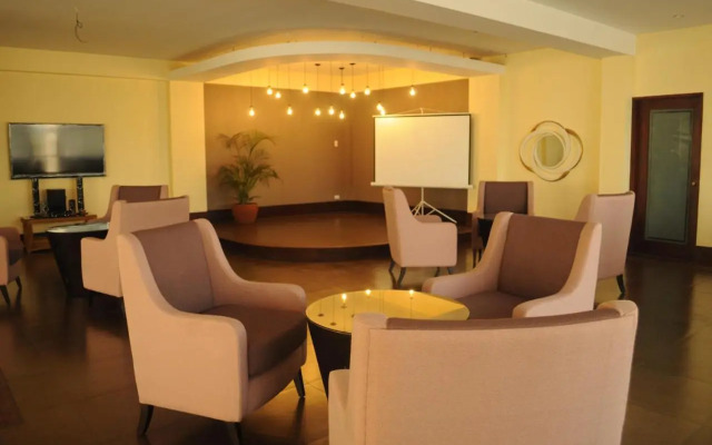 Hotel Maiya