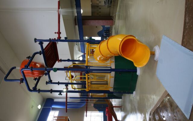 Holiday Inn Omaha Downtown - Waterpark by IHG