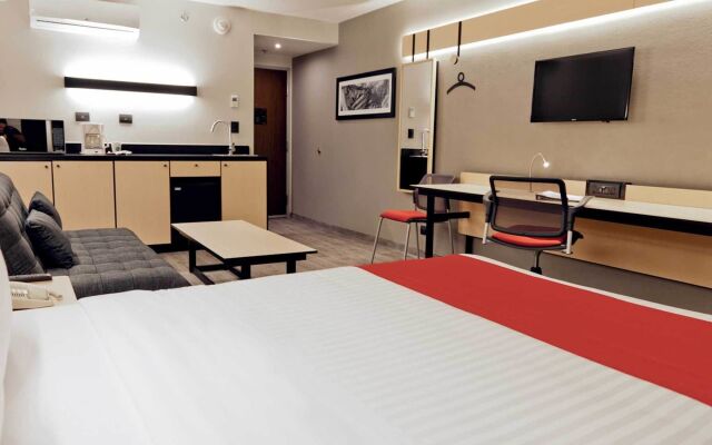 City Express Plus by Marriott Ciudad de México Mundo E